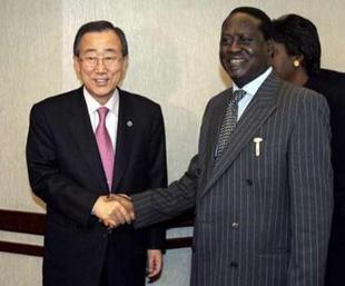 U.N. Secretary-General Ban Ki-moon (L) shakes hands with opposition leader Raila Odinga in Nairobi February 1, 2008. REUTERS/Bernat Armangue/Pool 