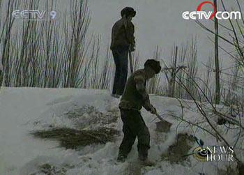 China's snow-hit southern provinces are gradually returning to stability, but much work still needs to be done.