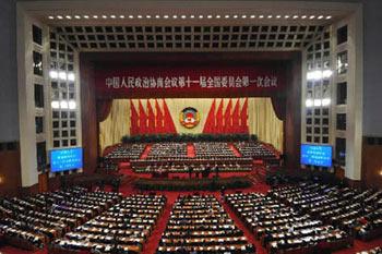 Chinese political advisors on Sunday Morning continued to raise their proposals on major state affairs at the annual session of the 11th National Committee of the Chinese People's Political Consultative Conference (CPPCC).(Xinhua Photo)