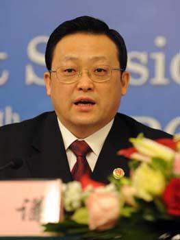 Sun Qian, deputy procurator-general of the Supreme People's Procuratorate, answers questions during a press conference on "judicial justice" in Beijing, capital of China, March 15, 2008. (Xinhua Photo)