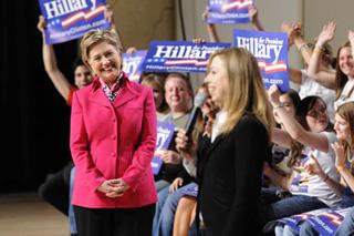 U.S. Democratic presidential candidate Senator Hillary Clinton (front, L) and her daughter Chelsea Clinton (front, R) attend a campaign event at the Constitution Hall in Washington D.C., the United States, March 26, 2008.(Xinhua Photo)