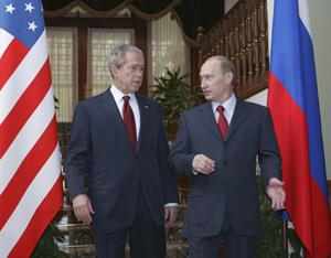 US President George W. Bush (L) and Russia's President Vladimir Putin meet during a visit to Putin's Black Sea summer retreat, Bocharov Ruchey, in Sochi, Russia, April 6, 2008. Bush and Putinfailed to reach an agreement on Sunday on a U.S.-proposed missile defense plan in Central Europe. [Agencies]