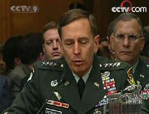 David Petraeus says there is significant, but uneven security progress in Iraq. (CCTV.com)