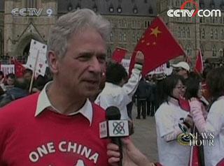 The show of support for China and the 2008 Beijing Olympic Summer Games attracted the favorable attention of many local residents in Canada.