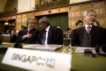 Lawyers representing Singapore at the International Court of Justice in The Hague. Malaysia on Friday bowed to a ruling by the International Court of Justice that affirmed Singapore's sovereignty over a tiny but strategic island that caused a 28-year dispute between the neighbours.(AFP/ANP/Rob Keeris) 