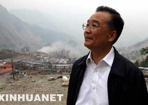 Premier Wen Jiabao continues to direct rescue and relief work on the frontline. 