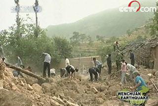 In Sichuan's quake stricken regions, many people are doing what they can to rebuild homes and reopen businesses by themselves. 