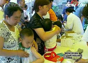 More than half a million people have been vaccinated against hepatitis A and B. Local health authorities have intensified efforts to monitor water and food quality in the temporary shelters.