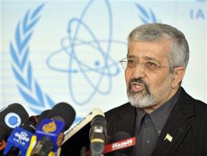 Iran's Ambassador to the IAEA Ali Asghar Soltanieh delivers a press statement during the International Atomic Energy Agency, IAEA, 35-nation board meeting at Vienna's International Center, on Monday, Sept. 22, 2008.(AP Photo/Hans Punz)