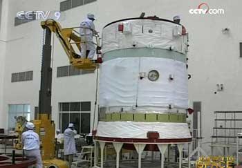 To make China's very first spacewalk possible, a large number of technological innovations are necessary. 