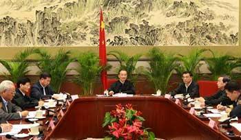 Premier Wen Jiabao has presided over a meeting of the national earthquake relief headquarters. 