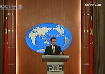 Foreign Ministry spokesman Qin Gang says China hopes that no matter who wins the US presidential election, the relationship between the two countries can go forward.