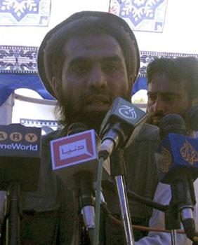 Zaki-ur-Rehman Lakhvi speaks during a rally in this picture taken April 21, 2008. (Xinhua/Reuters Photo)