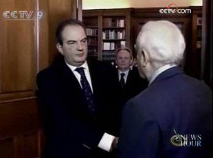 Greek Prime Minister Costas Karamanlis began emergency talks with political leaders on Tuesday.(CCTV.com)