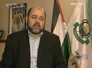 Hamas deputy head, Moussa Abo Marzouk talks during an interview.(CCTV.com)