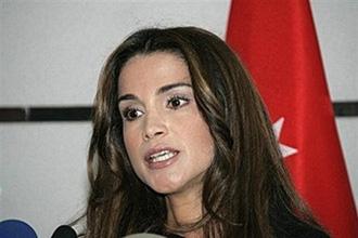 Jordan's Queen Rania attends a press conference at the UNICEF office in Amman.  (AFP/Khalil Mazraawi)