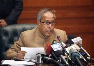 Indian Foreign Minister Pranab Mukherjee speaks at a media briefing, after meeting the Pakistani High Commissioner at the former's office in New Delhi, India, Monday, Jan. 5, 2009.  (AP Photo/ Mustafa Quraishi)