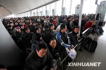 Transport systems are bracing for a record number of Spring Festival travelers.