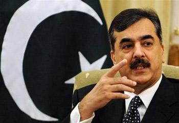 Pakistani Prime Minister Yousuf Raza Gilani says his country's main intelligence agency has given India information about the Mumbai attacks.