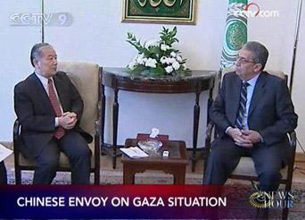 China's special envoy on the Middle East has held talks in Egypt with Arab League Secretary General Amr Moussa on developments in the Gaza Strip.