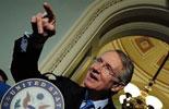 <a href=http://www.cctv.com/english/20090116/103810.shtml target=_blank>US Senate approves Obama´s bailout funds</a>
