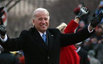 Vice President Joe Biden and his wife Jill walk along Pennsylvania Avenue Tuesday, Jan. 20, 2009, in Washington, during the inaugural parade.(AP Photo/Clarissa M. Rucker)