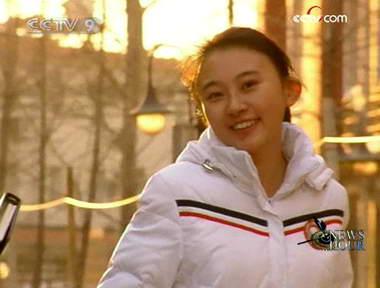 Zhao Ran is a high school student orphaned in the Sichuan quake. She is now studying at a university in Beijing.