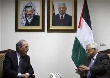 Palestinian President Mahmoud Abbas talks with George Mitchell, President Barack Obama's Middle East envoy, during their meeting in the West Bank city of Ramallah January 29, 2009.(Fadi Arouri/Reuters) 