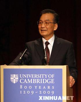 During his speech at a Cambridge University auditorium, Wen Jiabao was interrupted by a man in the audience.