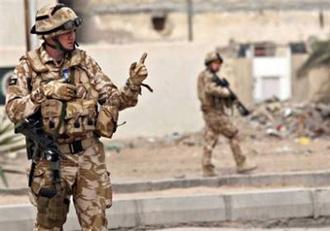 British soldiers deploy in Basra.(AFP/File/Essam -al-Sudani)