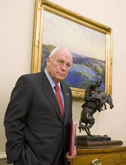 File photo shows former U.S. Vice President Dick Cheney in the Oval Office of the White House in Washington, October 1, 2008. (Xinhua/Reuters File Photo)