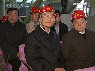 Premier Wen Jiabao has called on enterprises to place priority on industrial upgrading and innovation.(CCTV.com)