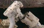 Astronauts take third and final spacewalk 
