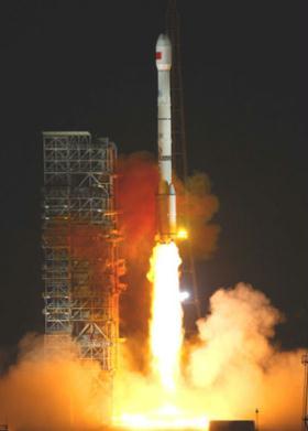 China's Compass-G2 navigation satellite is launched on a Long March-3C carrier rocket at the Xichang Satellite Launch Center in southwest China's Sichuan Province, April 15, 2009. (Xinhua/Li Gang)