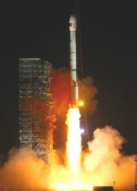 China's Compass-G2 navigation satellite is launched on a Long March-3C carrier rocket at the Xichang Satellite Launch Center in southwest China's Sichuan Province, April 15, 2009. (Xinhua/Li Gang)