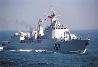 The Chinese Navy's second task force has driven suspected pirates away from merchant ships in the eastern waters of the Gulf of Aden.