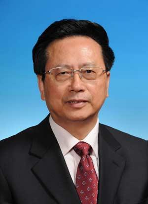 Chen Changzhi is elected vice-chairman of the 11th National People's Congress (NPC) Standing Committee during the fifth plenary meeting of the First Session of the 11th National People's Congress (NPC) in Beijing, capital of China, March 15, 2008.(Xinhua Photo)