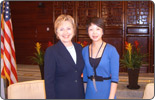 <font color=blue><b>[Video]</b></font> Tian Wei: A chat with Hillary Clinton