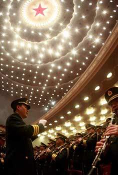 The military band of China's People's Liberation Army plays the national anthem during the First Session of the 11th National Committee of the Chinese People's Political Consultative Conference (CPPCC) at the Great Hall of the People in Beijing, capital of China, March 3, 2008. (Xinhua Photo)