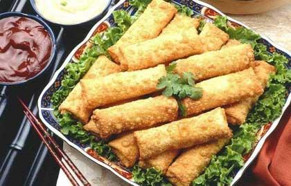 Spring rolls symbolize wealth, because their shape is similar to gold bars.