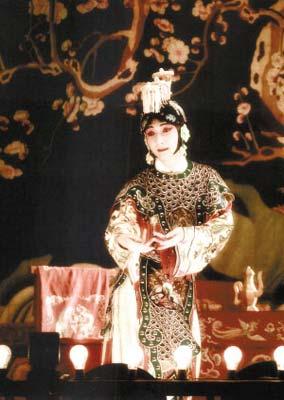 Leon Lai plays Peking Opera master Mei Lanfang in Chen Kaige's new film. [Photo: thebeijingnews.com]