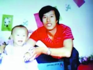 In 1989, my son was born. Amidst a nationwide trend of starting business ventures, I decided to take my chance by going to Zhongguancun to work. I was 29 at that time. As a result, my son was raised drinking imported powdered milk.