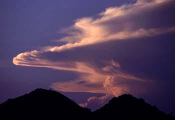 Scientists said Monday a new set of buoys across the Indian Ocean will help farmers predict the monsoon rains and droughts in some of the world's poorest areas.
