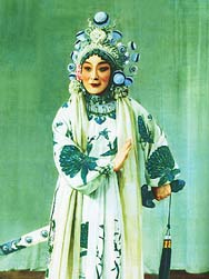 钢喉铁嗓 沥血荣春