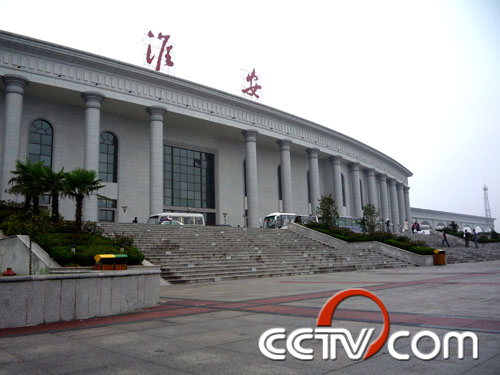 新建的淮安市火车站图片