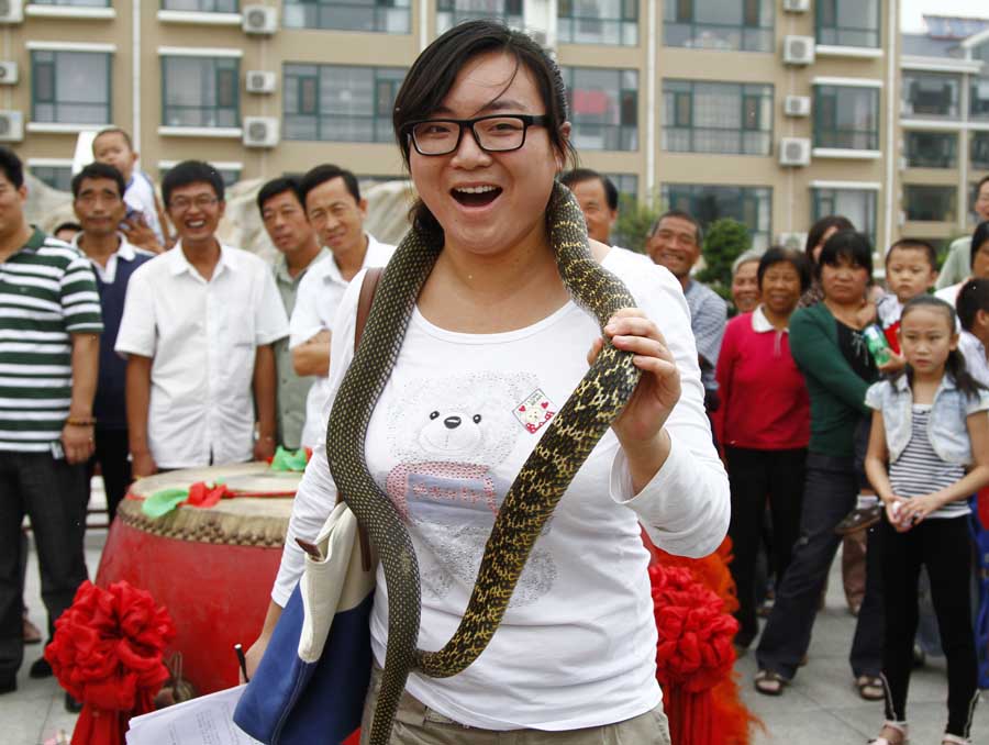 2011年9月5日《中国厨都兴福镇》编导缠蛇